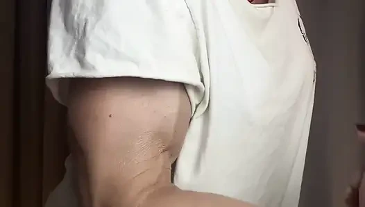 Wanita berotot yang merupakan ibu adalah yang terbaik