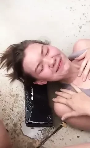 Friend drinks piss