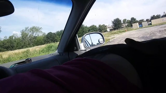 Sucking a little black dick