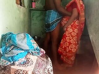 Tamil vrouw en hasband echte seks in huis