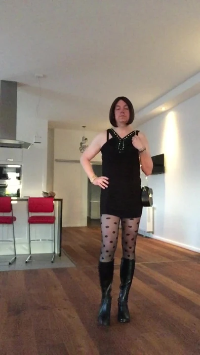 Nicki-Crossdress - cute and sexy in Mini-Dress and sexy Pantyhose (c)2016