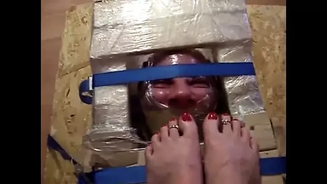 Foot smotherbox