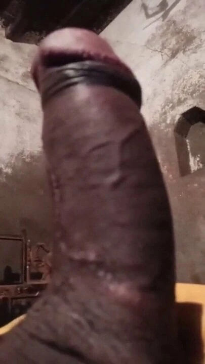 Desi lund flashing hide camera