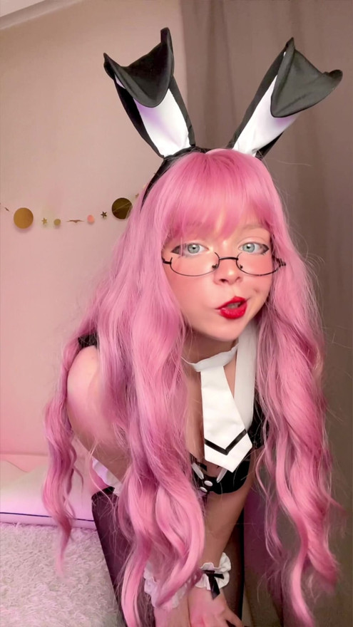من خرگوش صورتی توام؟ 🐰