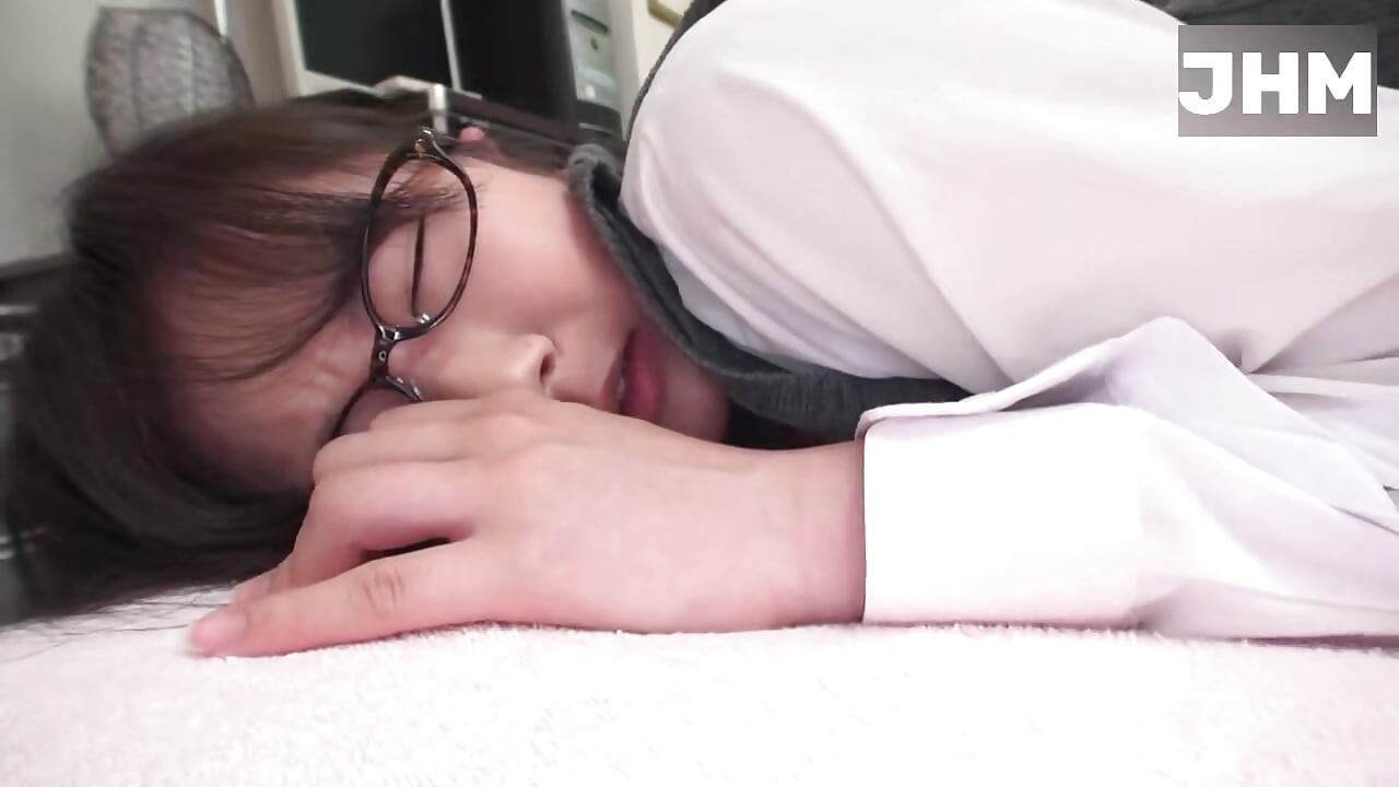 Bellezze che sono fantastiche in uniforme 1