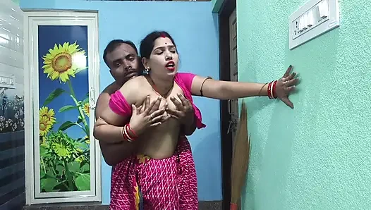 Seks hard-core istri desa desi dengan debarnya. Saat suaminya lagi nggak di rumah