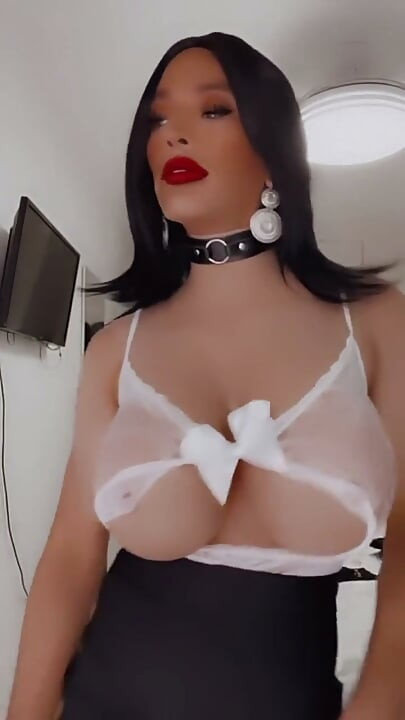 Be Honest... Did This Pic Make You Forget Your Own Name for a Second?