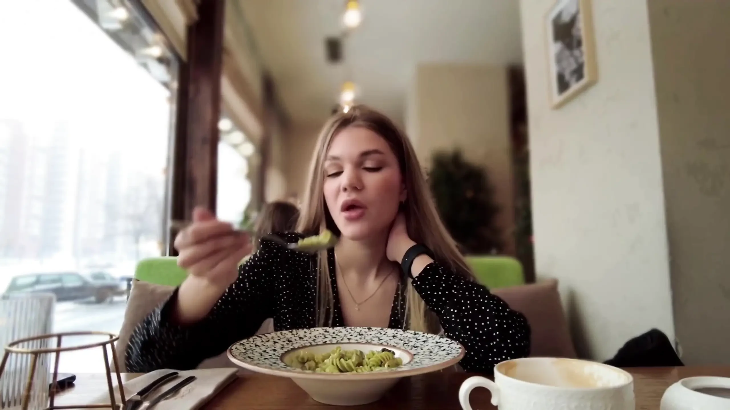 Amanda Clarke - babe,doggy style