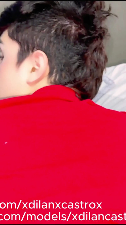 MEU COLEGA DE QUARTO ME SEDUZ PARA GOZAR DENTRO DO BUMBUM GAY CREAMPIE DELE | Clipe 2