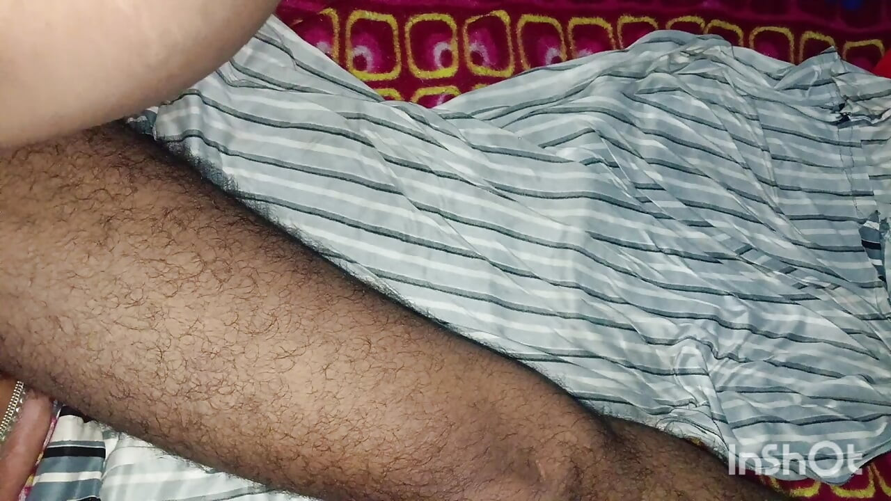 Sali hoti hai aadhi gharwali isliye chudai hoti puri