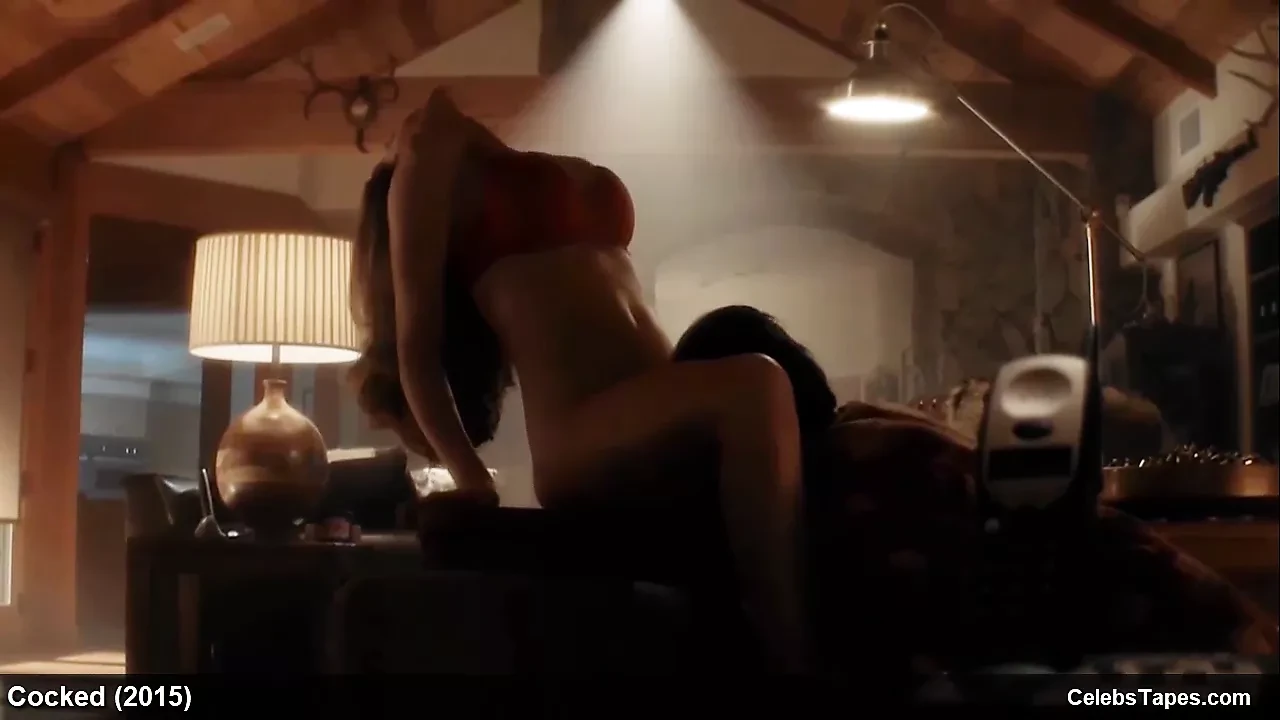 Diora Baird，Karissa Shannon和Kristina Shannon裸体和性爱