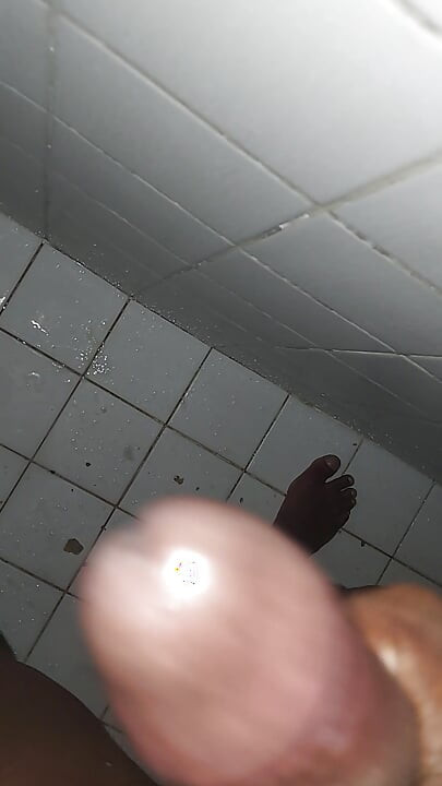 Black guy jerking off with flashlight PT2
