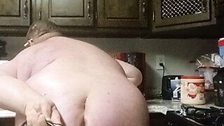 Mofo2122 with his cock pump and huge buttplug in the kitchen