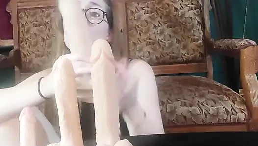 Es gibt viele Möglichkeiten, einen Penis zu demütigen