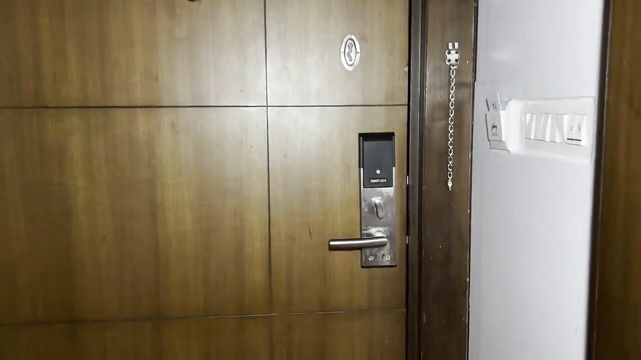 Chica india follada duro con completo audio sucio bengalí