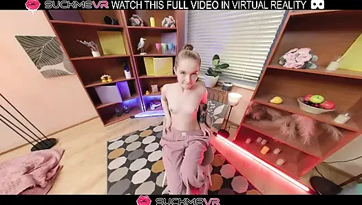 Molly stone si cewek hot rambut pirang lagi asik meringis keenakan sambil dientot habis-habisan - vr.