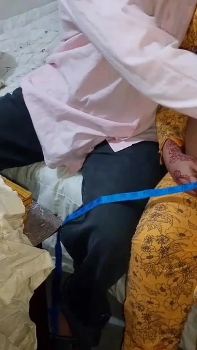 Indimenticabile momento da "Desi Indiano Bhabhi sesso con il sarto"
