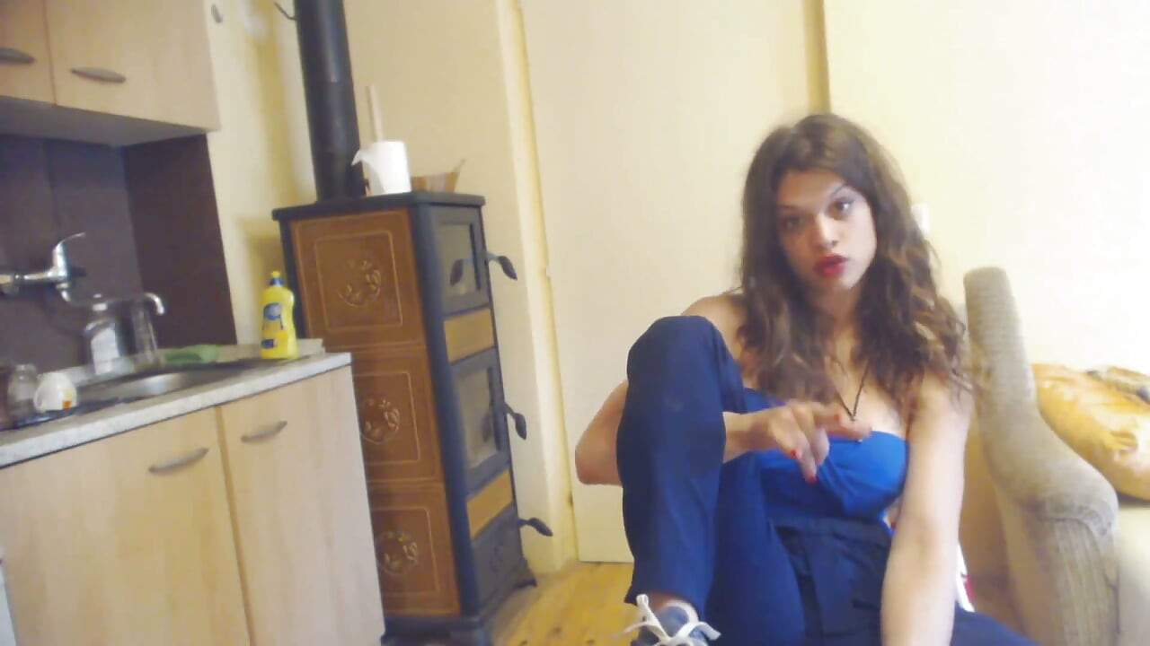 Teen goddess wants you to clean her dirty sneakers