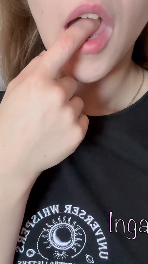 Girl Nipple Play