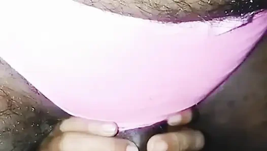 Mutlu aile ve ben ailenin pembe külotunu giyiyoruz, Lankalı çift videosu