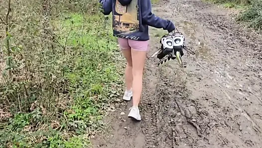 Meine nachbarin hatte nie kite-skates geritten und reitet meinen schwanz im freien