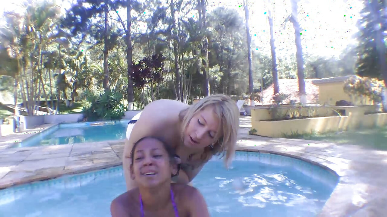 Pony Girl Swimmingpool Humiliation