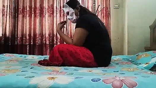 T-mädchen fickt dicken arsch, kollegen großen schwanz im zimmer des chefs!