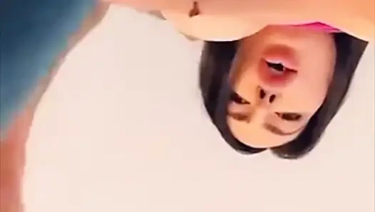 Lela star lagi asik masturbasi memeknya setelah memijat lubang pantatnya sambil ngomong jorok