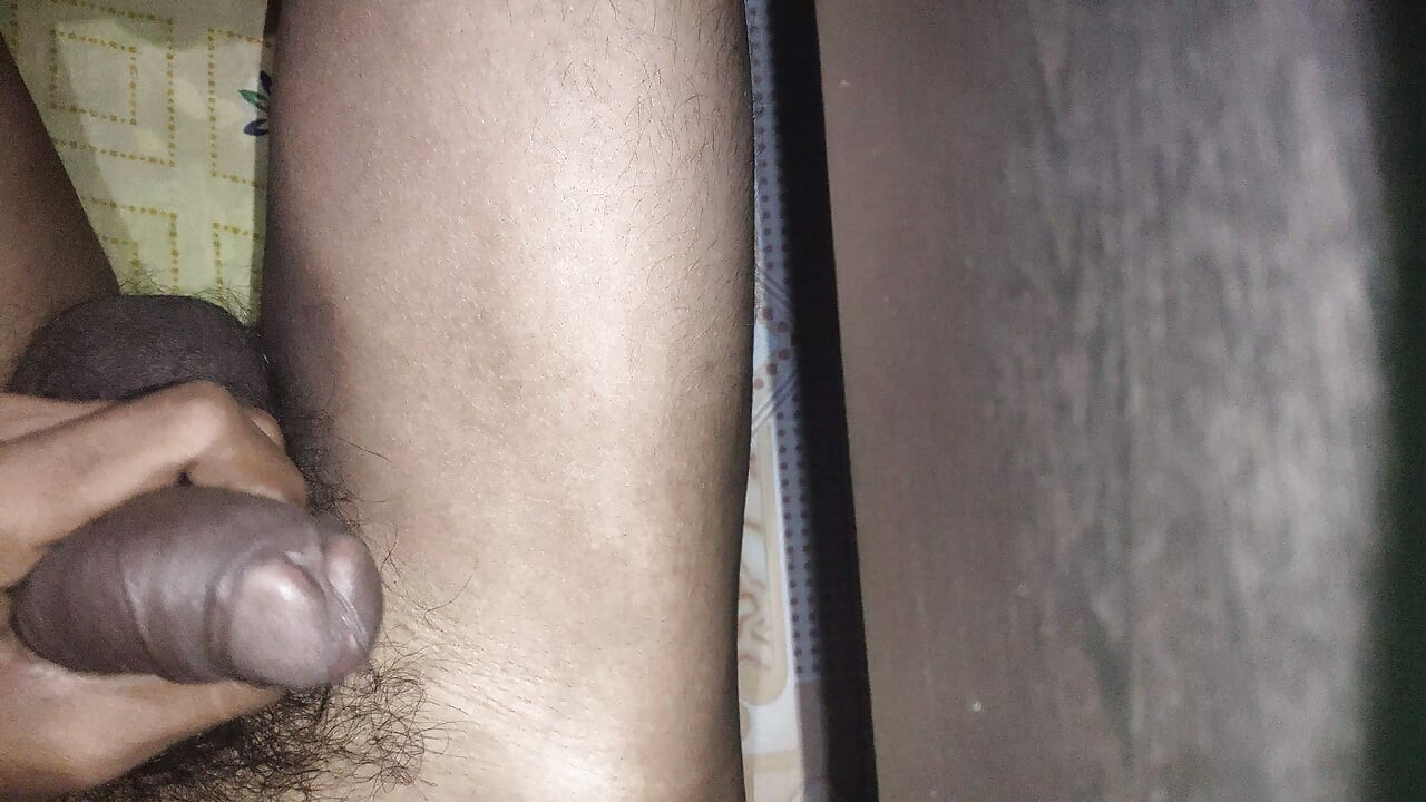 古吉拉特语 ladka Apna 土地 hila raha he kyuki....