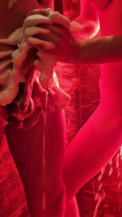 Real Couple Shower Sextape - Steamy Amateur Fuck with Stepdaddy in the Shower