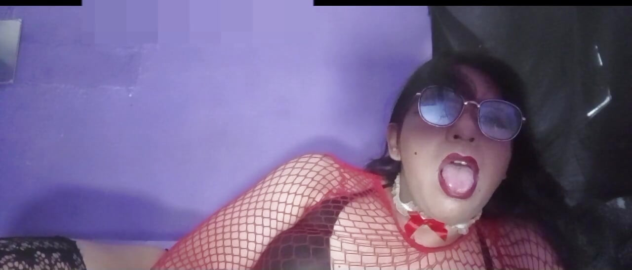 He came for his cock sucking to my room