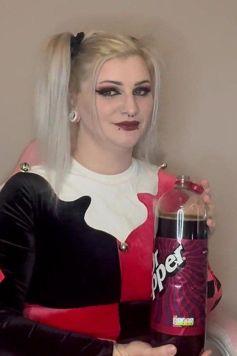 Try Not to Burp Challenge Harley Quinn Cosplay