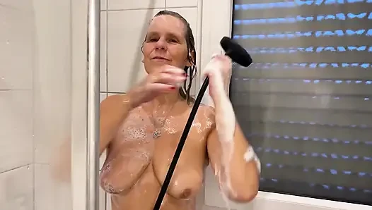 Duschen Mit Viel Schaum