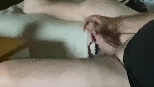 Baştan sona gündelik kanepede mastürbasyon
