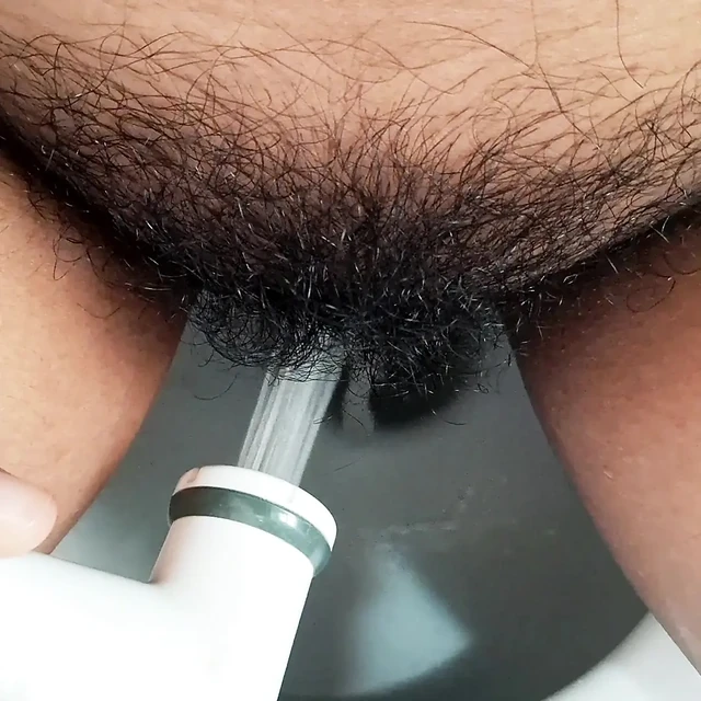 Hot Aunty pissing in bathroom the hardly Squirting Orgasm