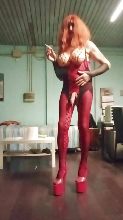 TRANSGRESSIVE TRANSVESTITE