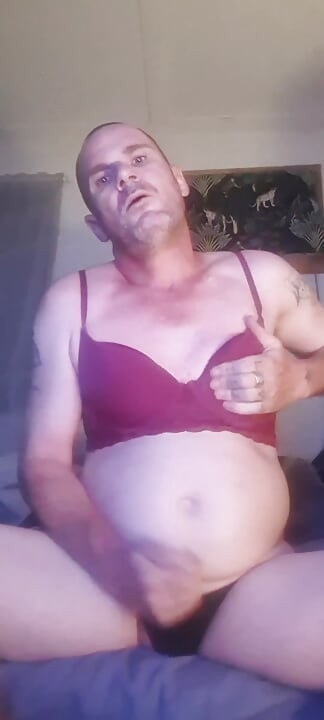 In frauen-dessous masturbieren