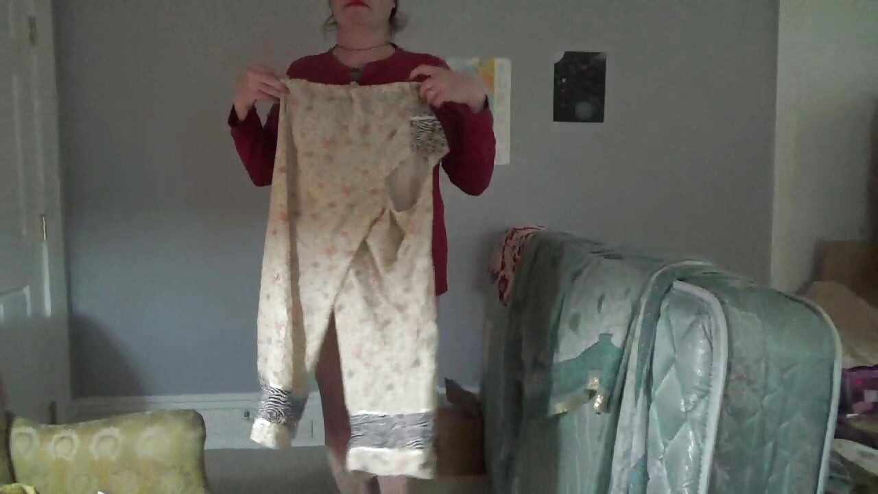 Old crossdresser Serge Ave-Lusin. 2026d
