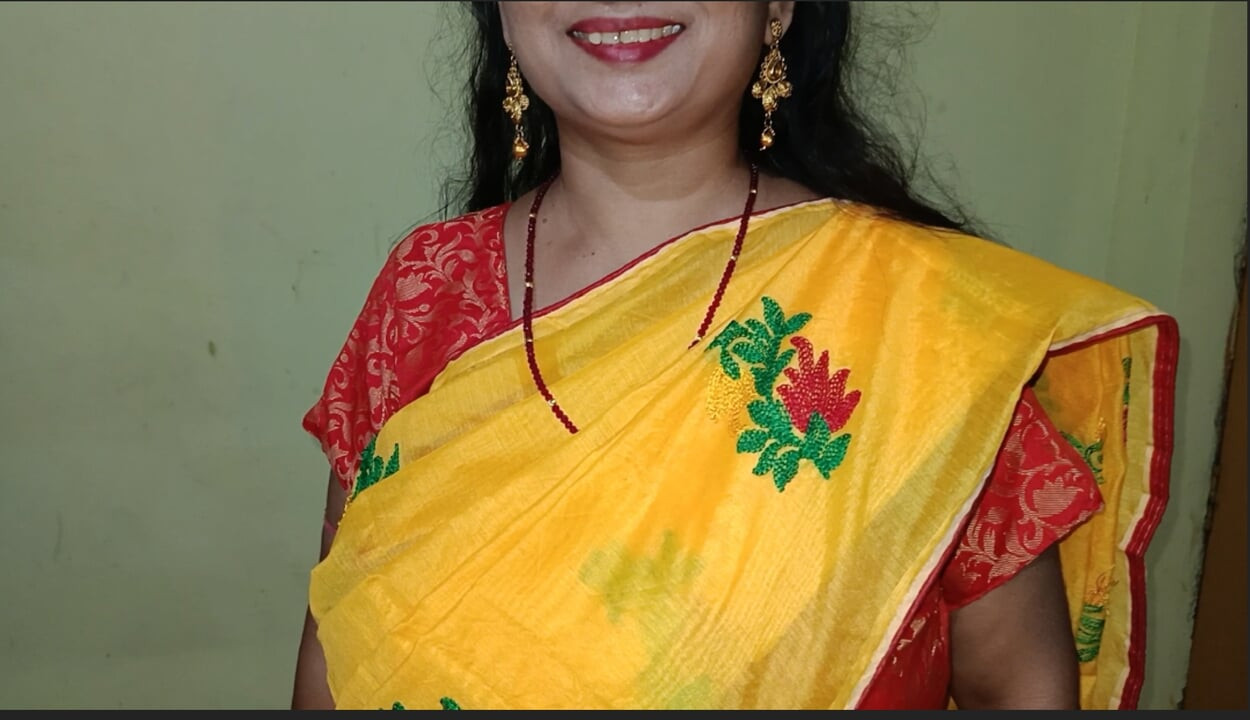 Desi bhabhi fickt großen schwanz in neuer sexposition