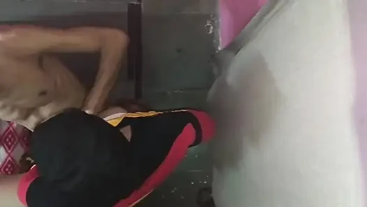 Gadis-gadis seksi india dientot habis-habisan sambil bugil di xhamester