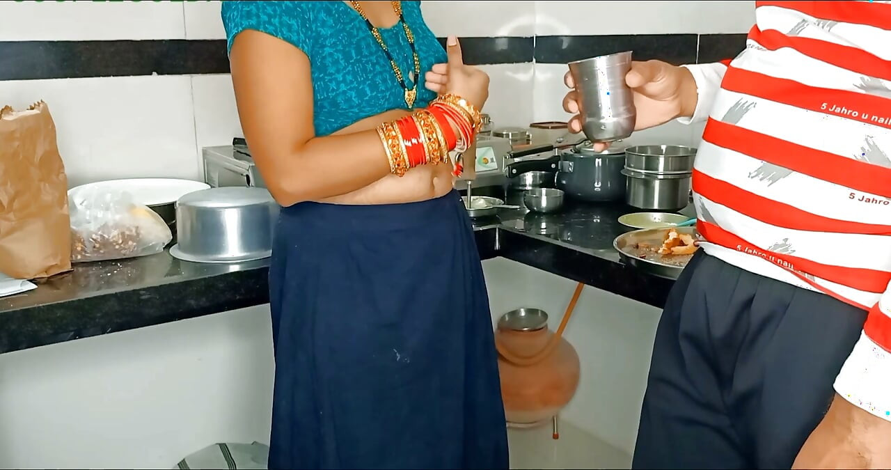Indian desi aunty in kitchen our husband standing sex with cumshot sex