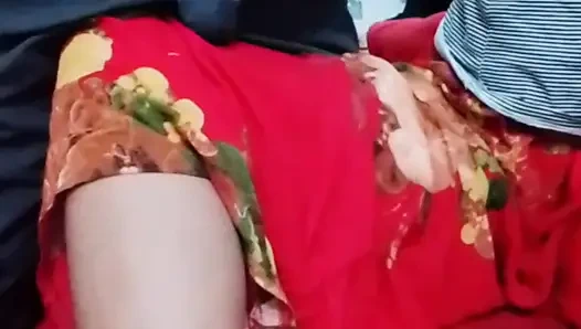 Pacar terangsang India disetubuhi oleh kekasih