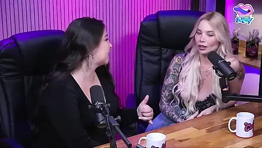 Gi Genesini ve Flora Favaretto ile ateşli podcast