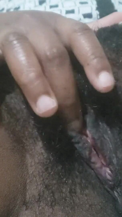 Wet pussy amateur fingering tittyfuck porn delivers irresistible sensual excitement | Clip 1