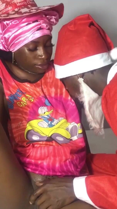 Detik yang tidak dapat dilupakan dari "Kali pertama saya melihat Santa Clause dan dia mengongkek saya"