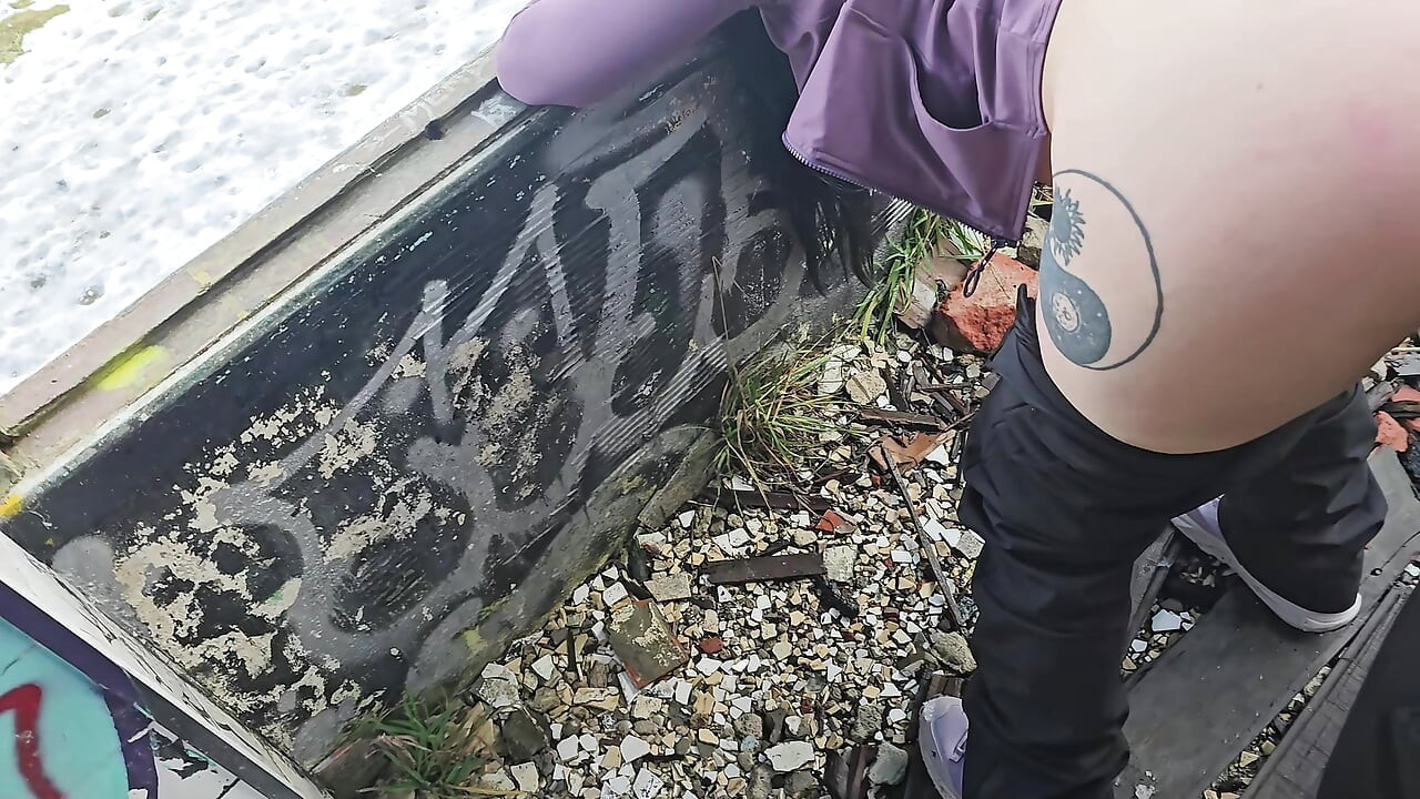 Big ass goth gets fucked in an abandoned hotel - public