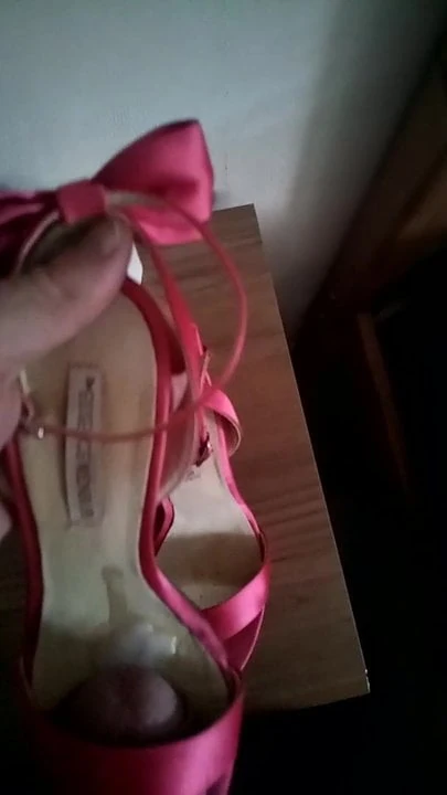 Sister in law's pink sandals