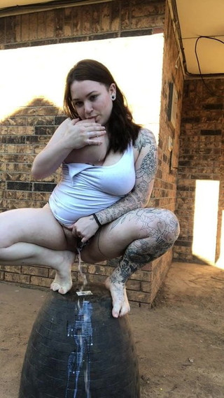 chubby girl milky boobs and piss