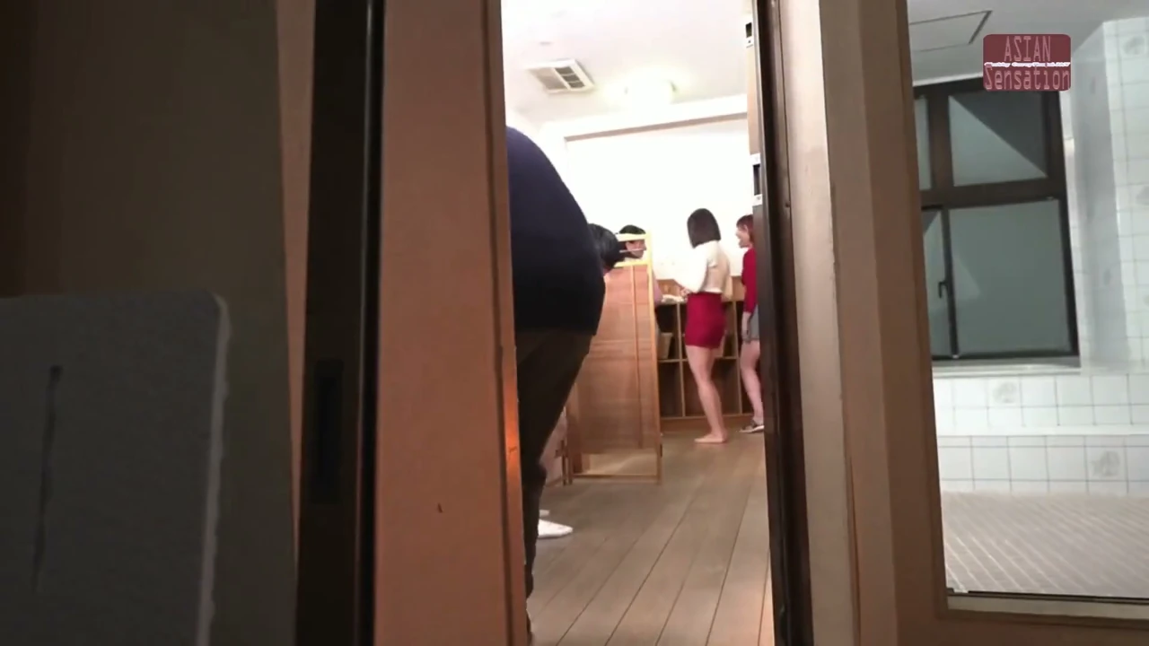 Mixed Hot Spring Trip – I Pound Her in the Bath Until She Cums – Vol1