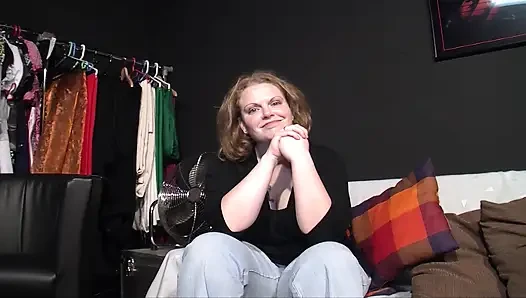 Fat German slut stuffs her pussy with a big dildo